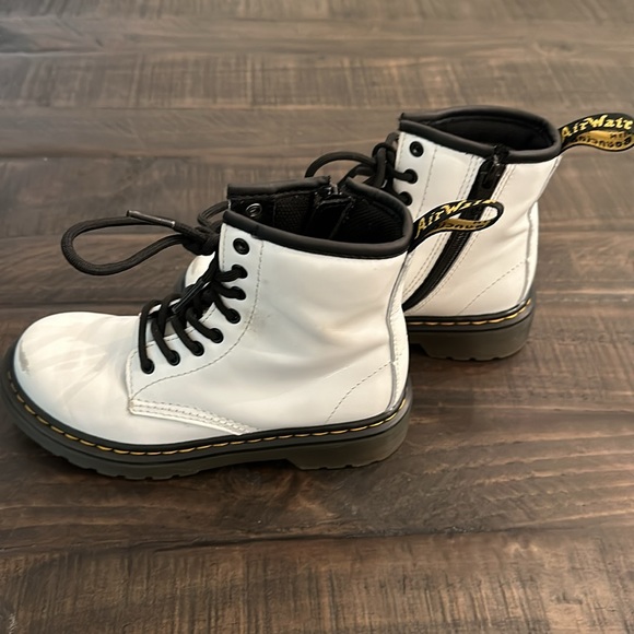 Dr. Martens 1460 Boots Junior - Picture 4 of 8